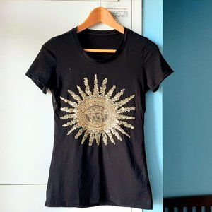 4️⃣/$2️⃣9️⃣ Black T shirt with gold beadings